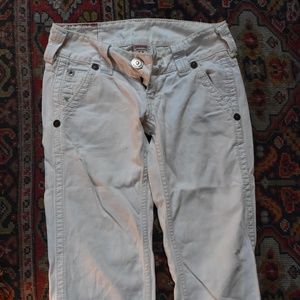 TRUE RELIGION white flared capri jeans